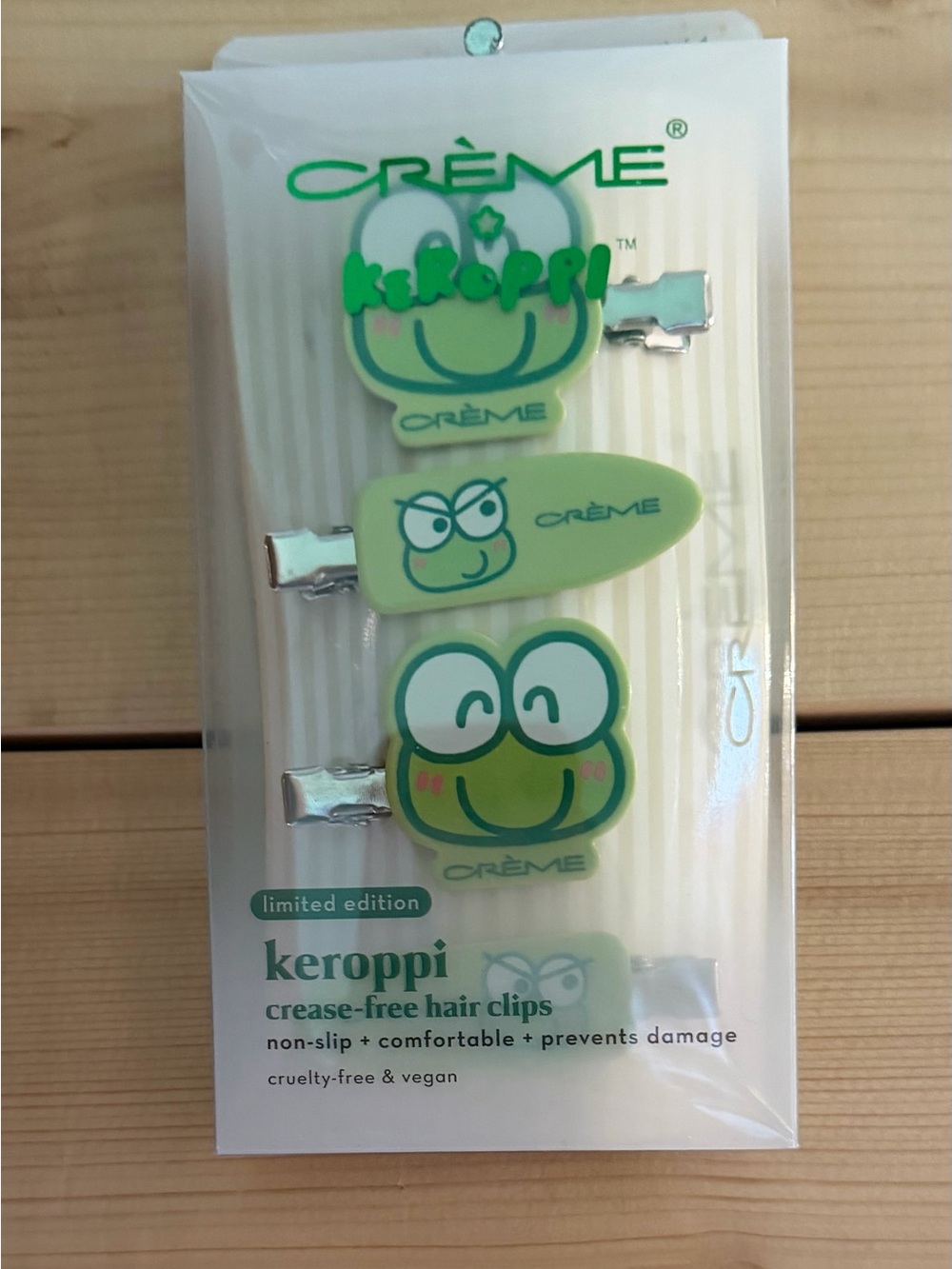 Crème x Keroppi Green Crease-Free Hair Clips - Set of 3